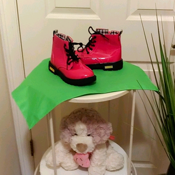 Fashion Nova Other - Too cute for Words! New!